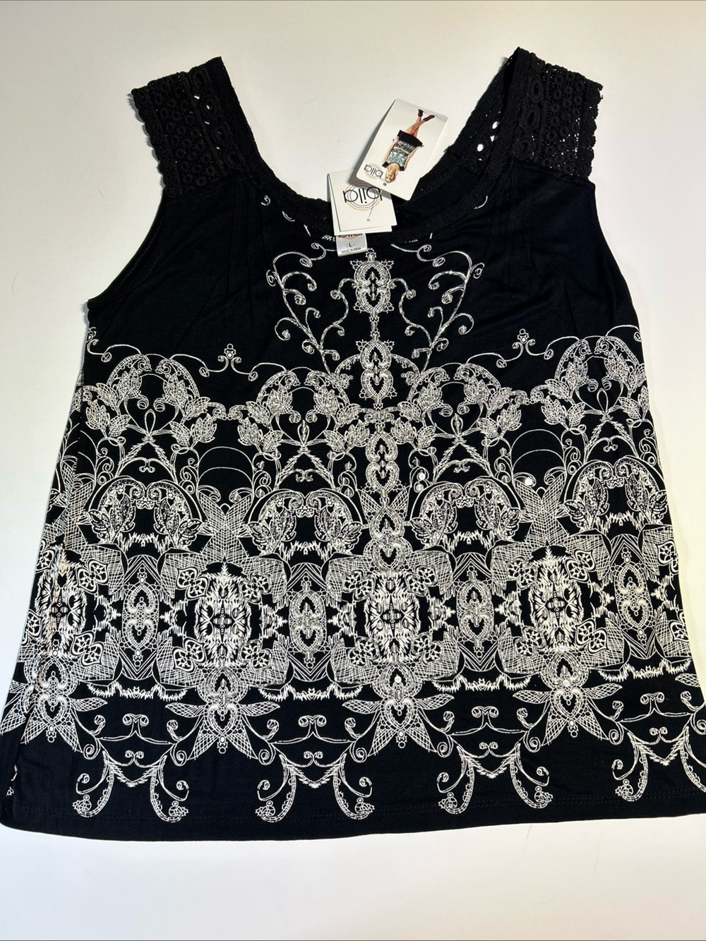 Bila‎ Sequined Beaded Crochet Lace Sleeveless Boho Top Sz L Black & White New